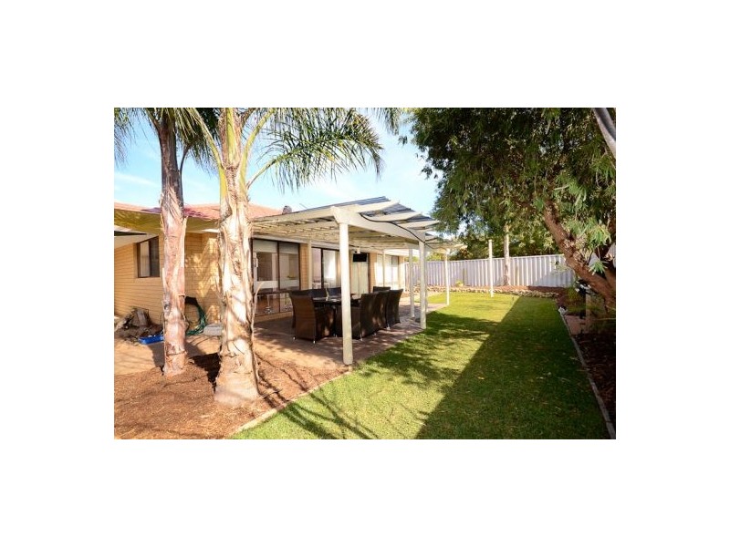 90A Todd Avenue, Como WA 6152