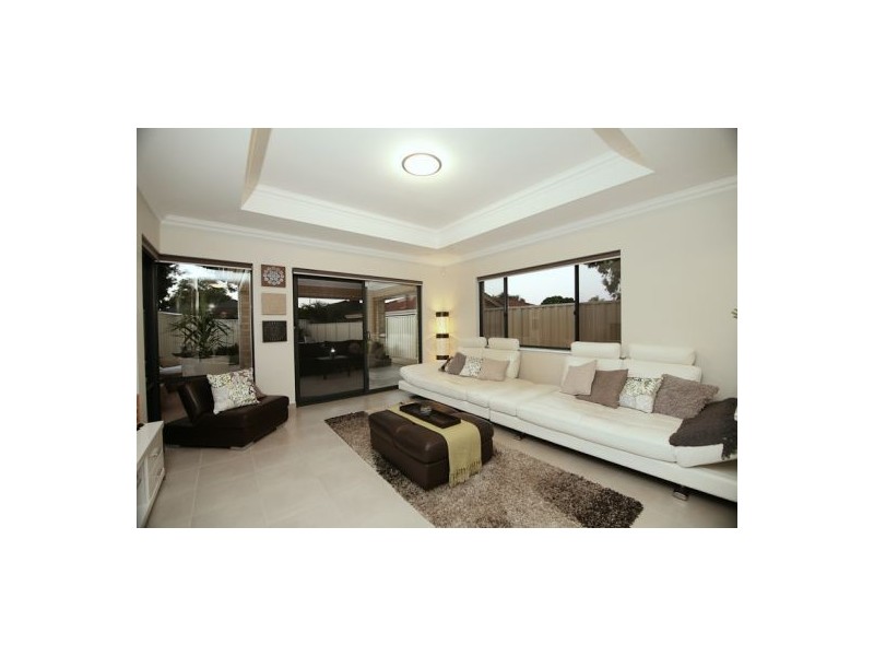 78A Cloister Avenue, Manning WA 6152