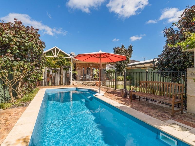 28a Godwin Avenue, Manning WA 6152