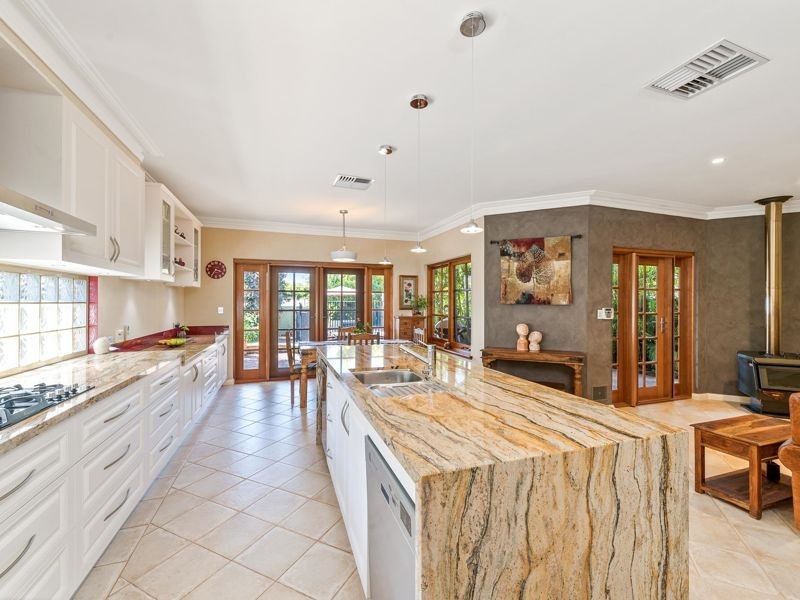 28a Godwin Avenue, Manning WA 6152