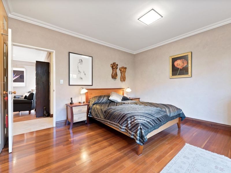 28a Godwin Avenue, Manning WA 6152