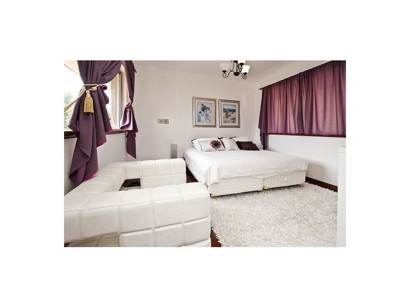 104 Melville Parade, Como WA 6152