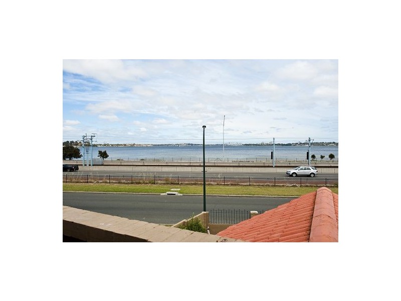 104 Melville Parade, Como WA 6152