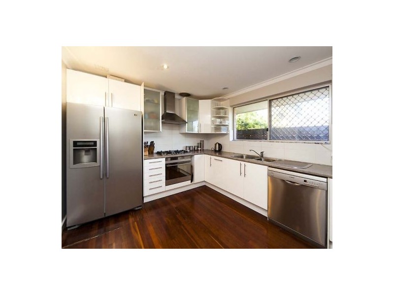 4 Boston Way, Booragoon WA 6154