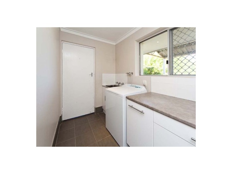 4 Boston Way, Booragoon WA 6154