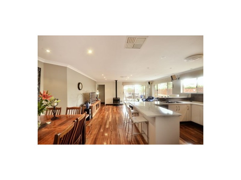 42a Cale Street, Como WA 6152