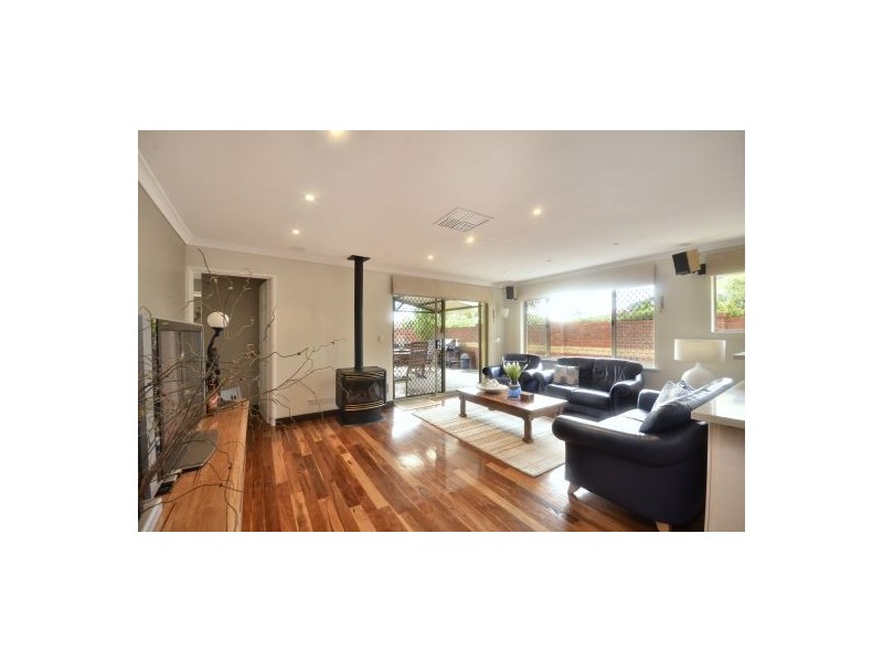 42a Cale Street, Como WA 6152