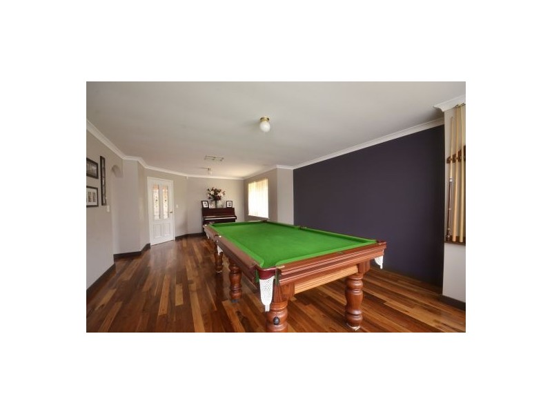 42a Cale Street, Como WA 6152