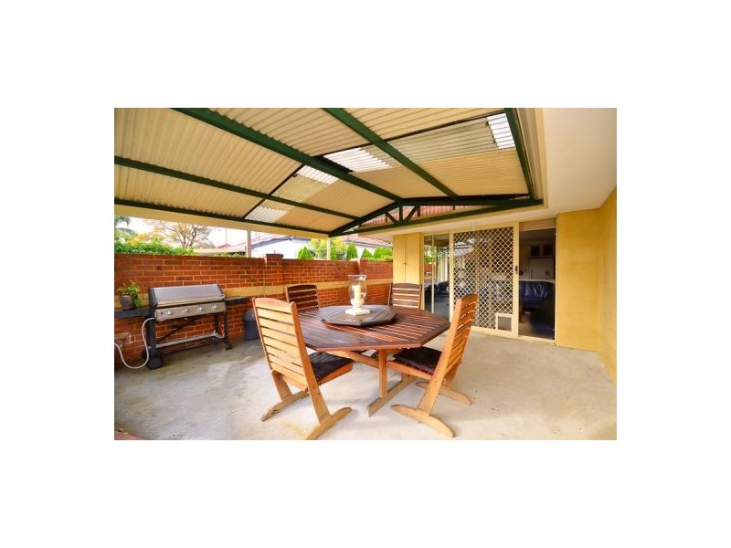 42a Cale Street, Como WA 6152