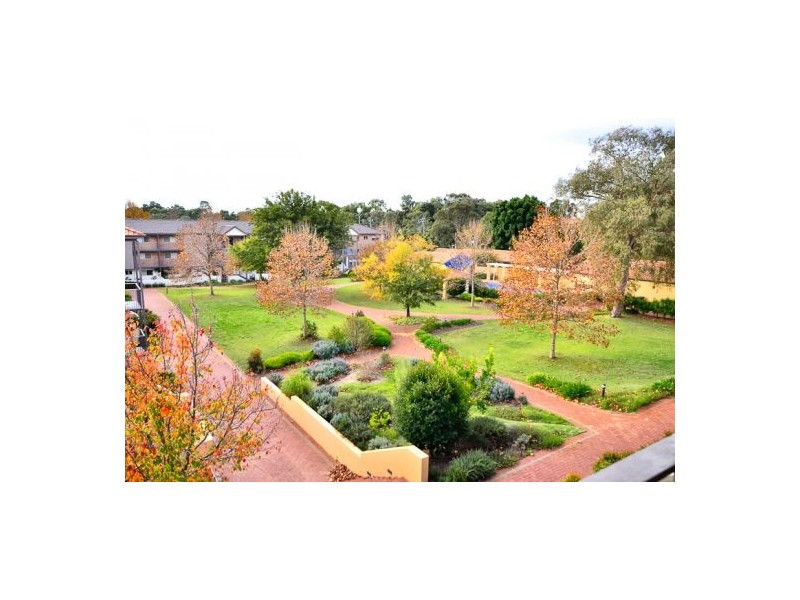 17/2 Gregory Way, Coolbellup WA 6163