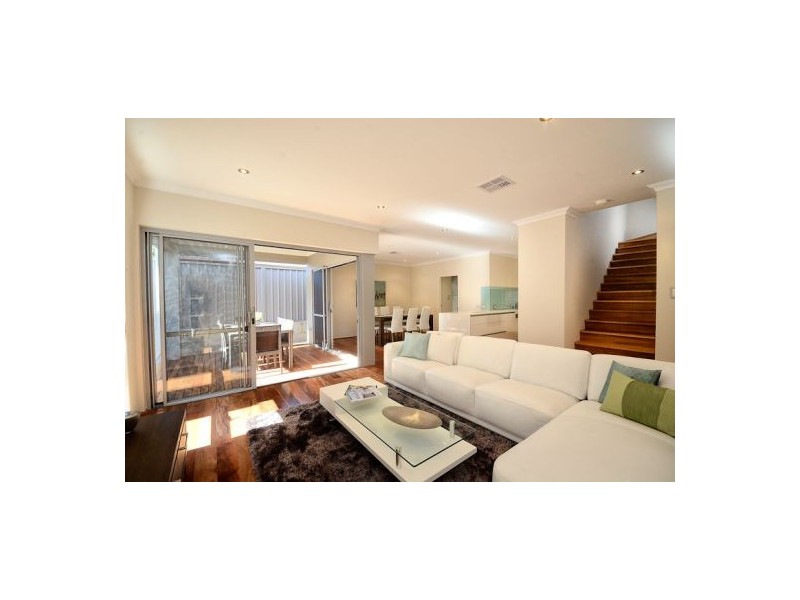 55 Cale Street, Como WA 6152