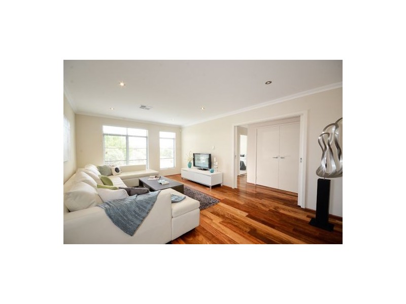 55 Cale Street, Como WA 6152