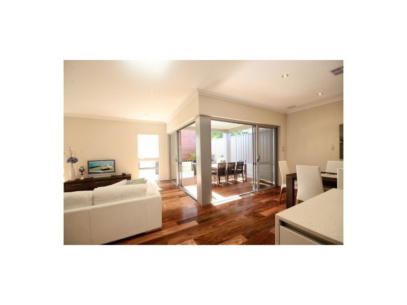 55 Cale Street, Como WA 6152