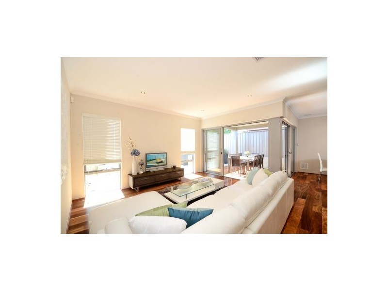 55 Cale Street, Como WA 6152