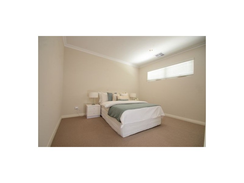 55 Cale Street, Como WA 6152