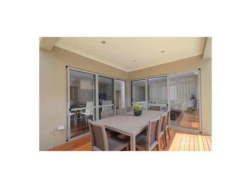 55 Cale Street, Como WA 6152