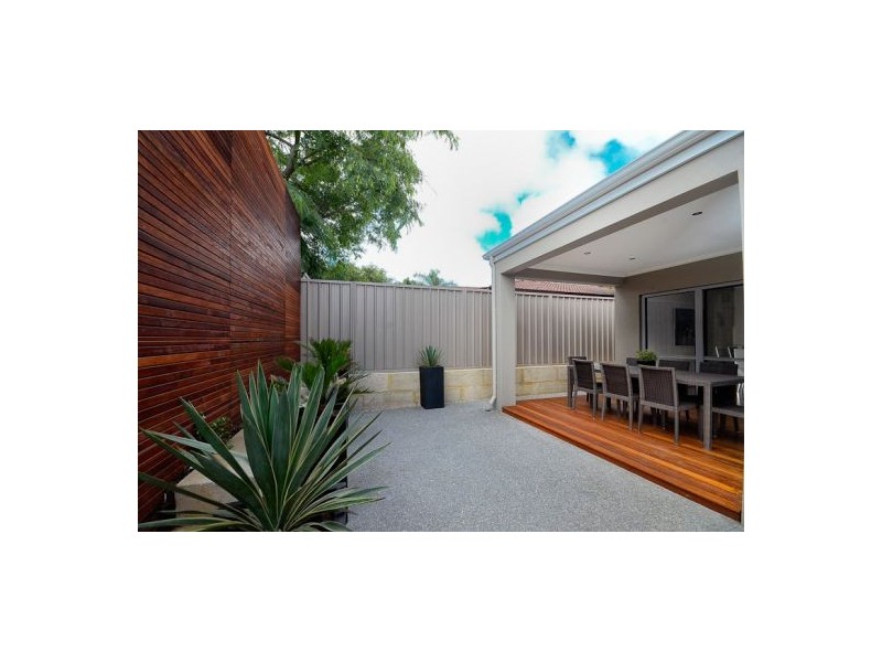 55 Cale Street, Como WA 6152