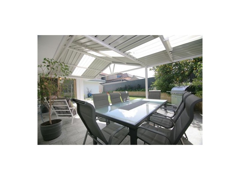 1B The Promenade, Mount Pleasant WA 6153