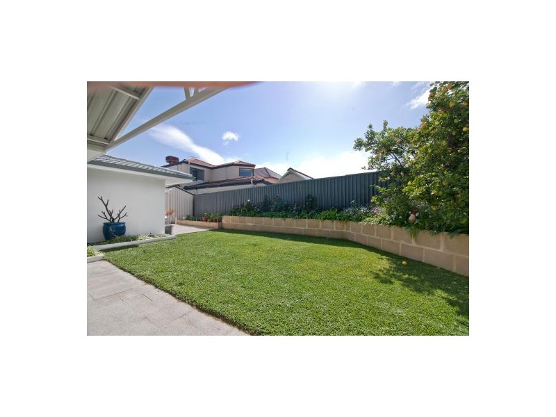 1B The Promenade, Mount Pleasant WA 6153