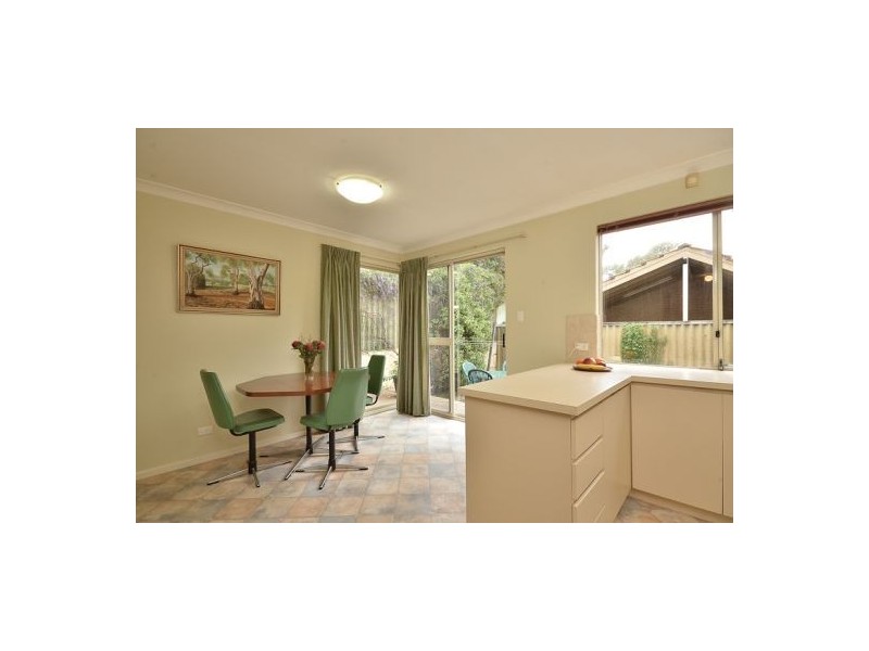1B Hazel Street, Como WA 6152