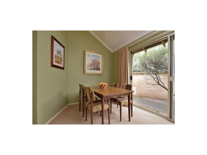1B Hazel Street, Como WA 6152