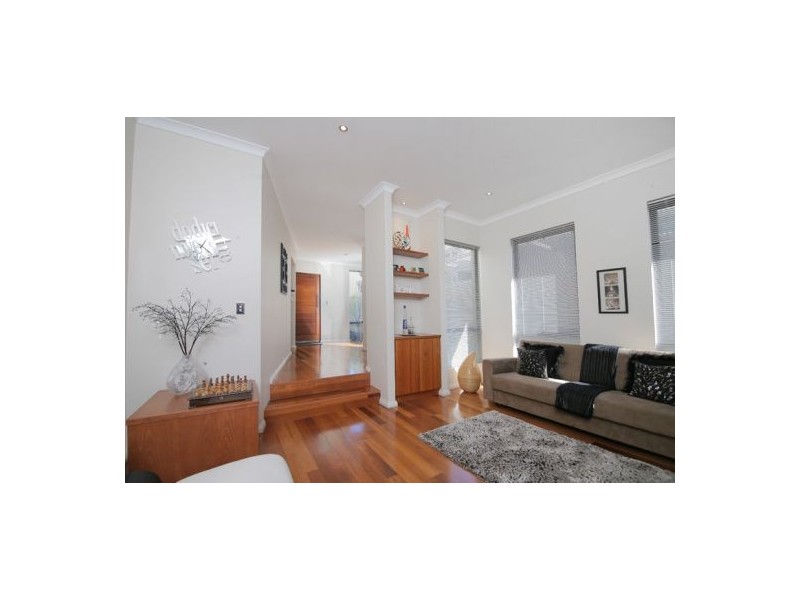 22a Bickley Crescent, Manning WA 6152