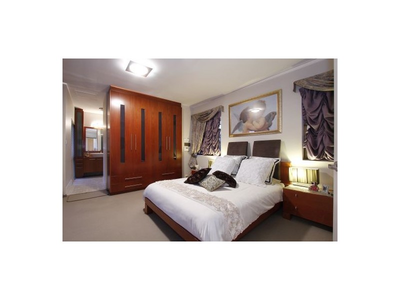 40 Le Souef Drive, Kardinya WA 6163