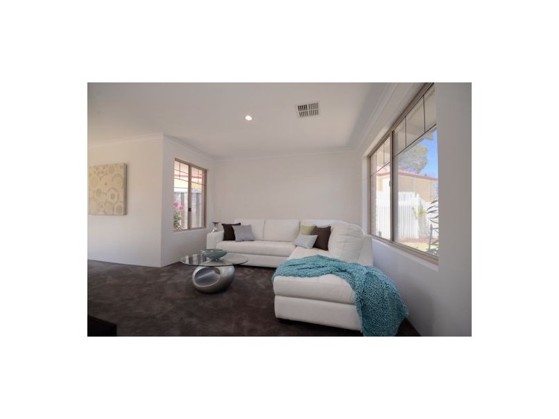 40 Downey Drive, Manning WA 6152