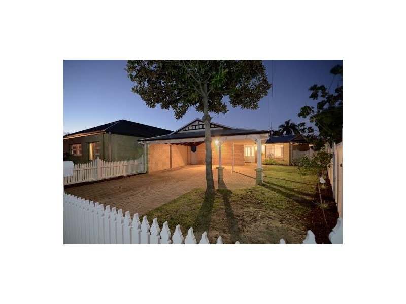 40 Downey Drive, Manning WA 6152