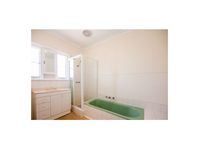 60a Park Street, Como WA 6152