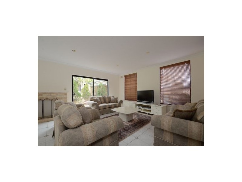 7a Bedford Road, Ardross WA 6153