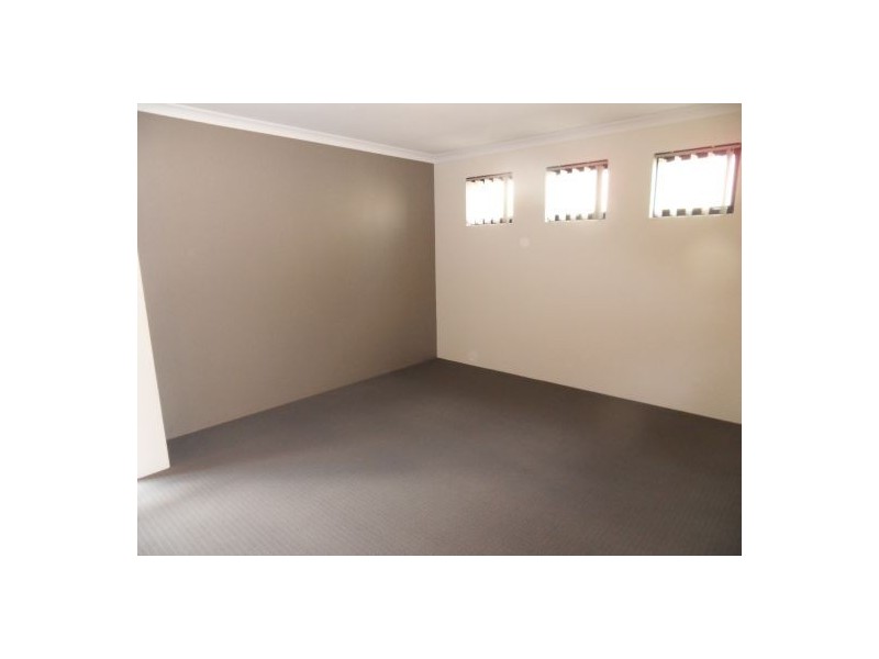 2/16 Isobel Street, Bentley WA 6102