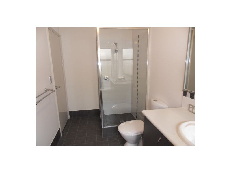 2/16 Isobel Street, Bentley WA 6102