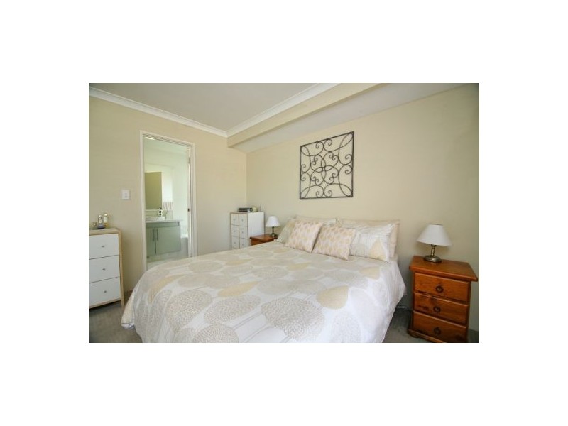 37 Challenger Avenue, Manning WA 6152