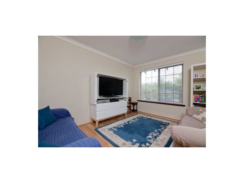 37 Challenger Avenue, Manning WA 6152