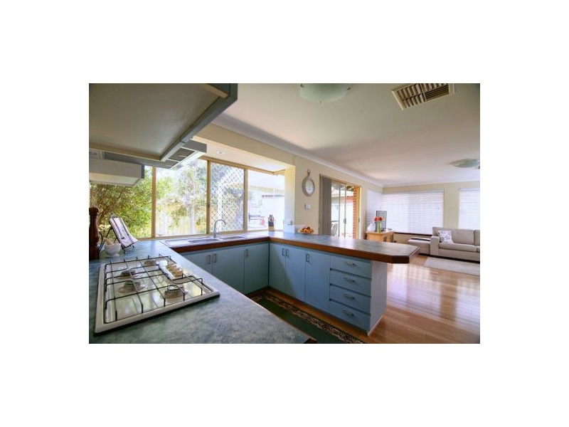 37 Challenger Avenue, Manning WA 6152