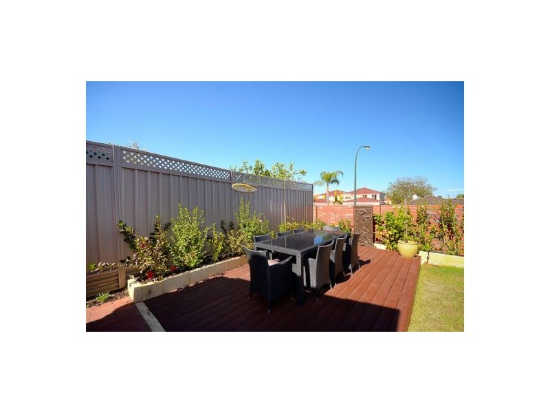 1/74 Mary Street, Como WA 6152