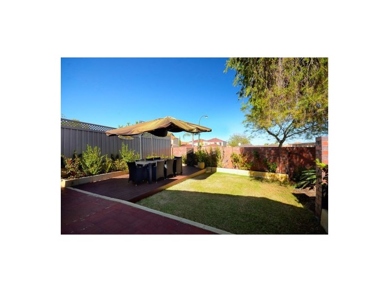 1/74 Mary Street, Como WA 6152