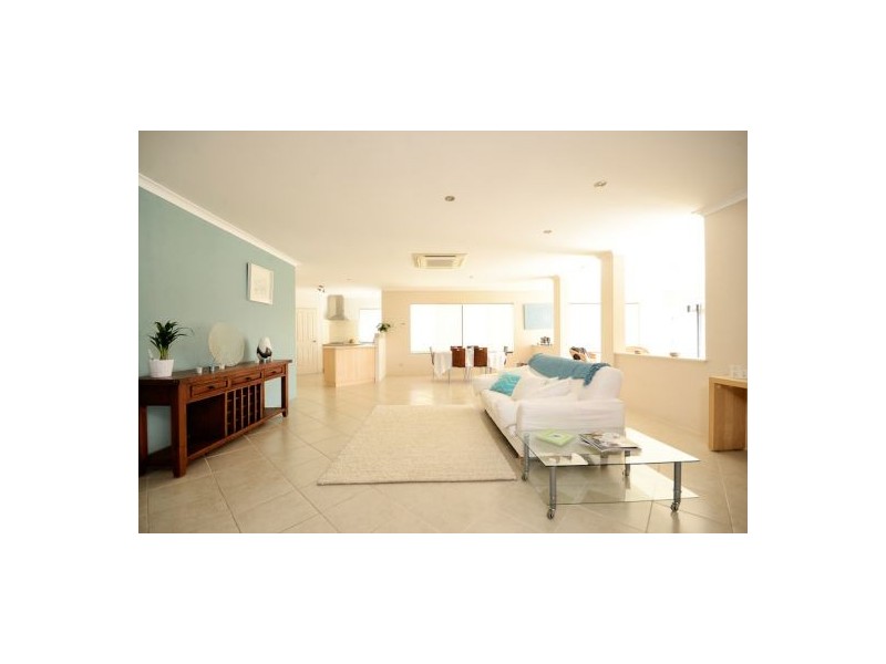 116 Bayside Boulevard, Port Kennedy WA 6172