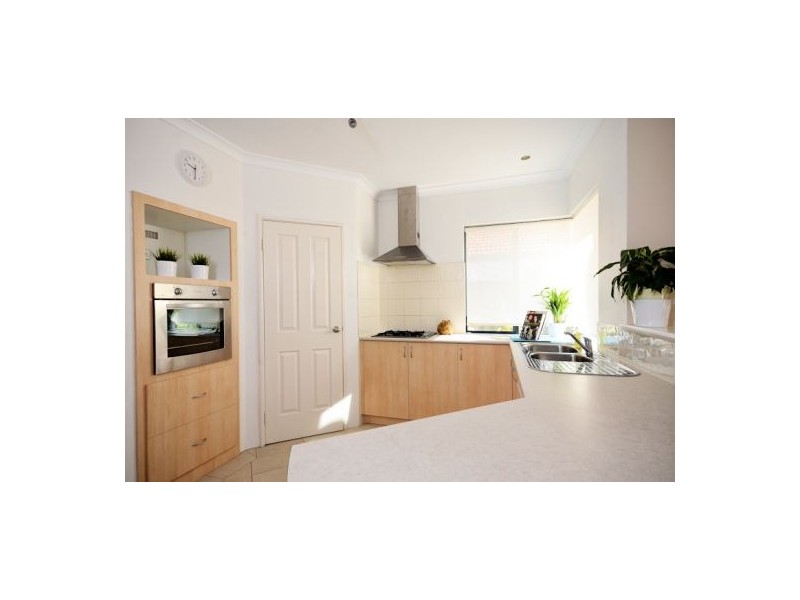 116 Bayside Boulevard, Port Kennedy WA 6172