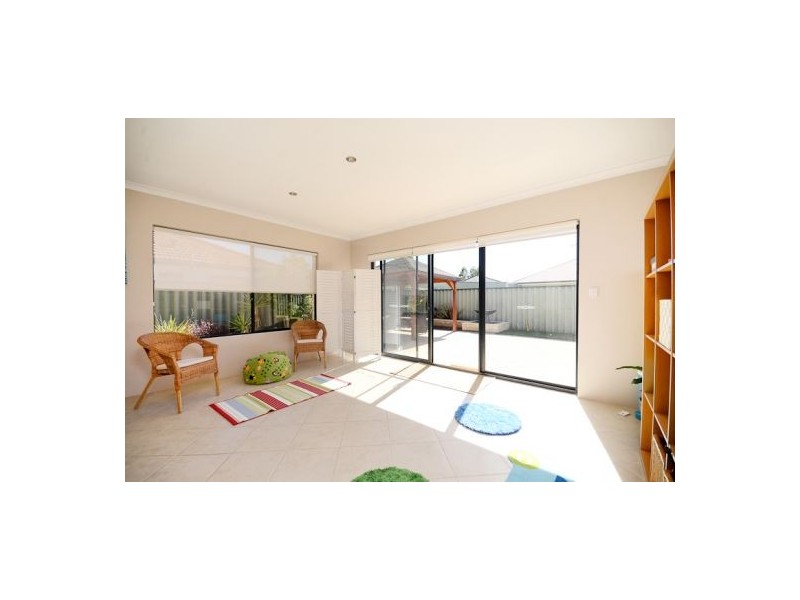 116 Bayside Boulevard, Port Kennedy WA 6172