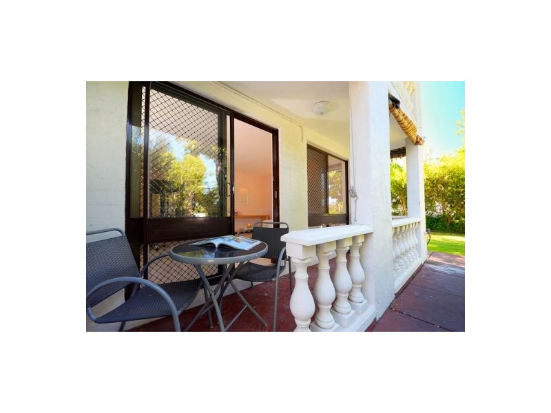 1/122 Labouchere Road, South Perth WA 6151