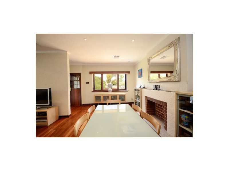 50 Banksia Terrace, Kensington WA 6151