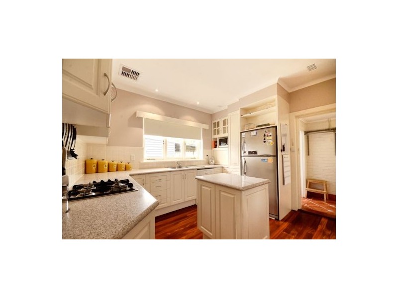 50 Banksia Terrace, Kensington WA 6151