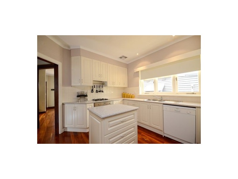 50 Banksia Terrace, Kensington WA 6151