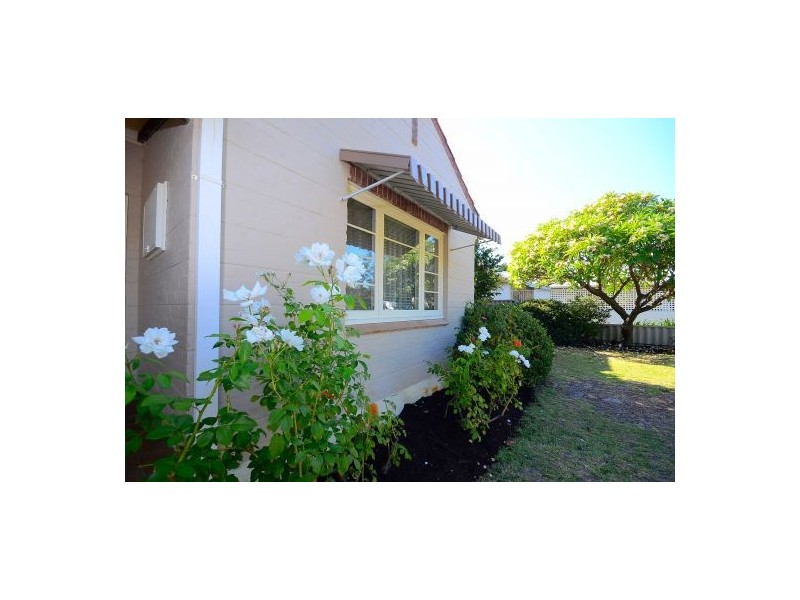 6 Fletcher Street, Applecross WA 6153