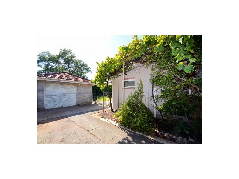 6 Fletcher Street, Applecross WA 6153