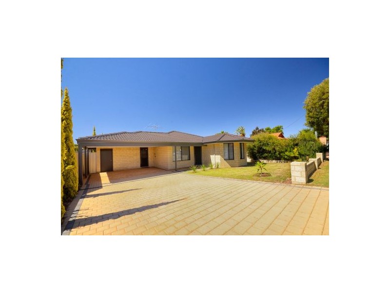 8a Bradshaw Crescent, Manning WA 6152