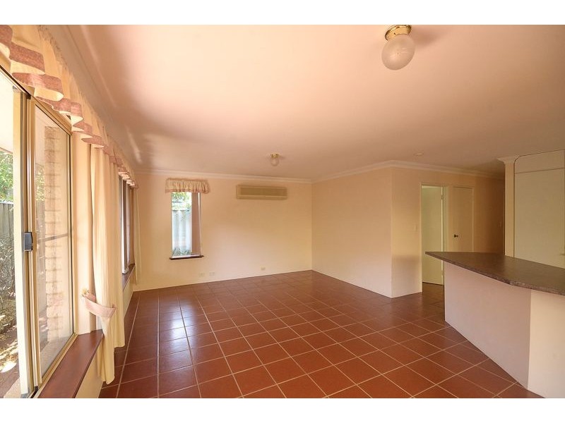 32B Conochie Crescent, Manning WA 6152