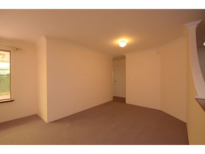 32B Conochie Crescent, Manning WA 6152